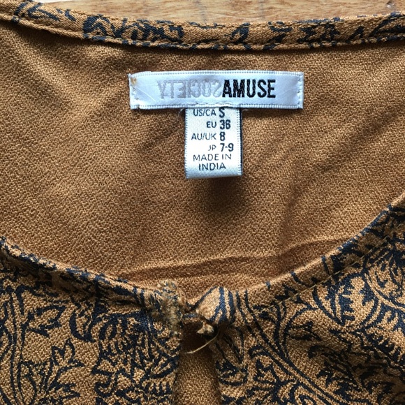 Amuse • Patterned Dress - Picture 3 of 4